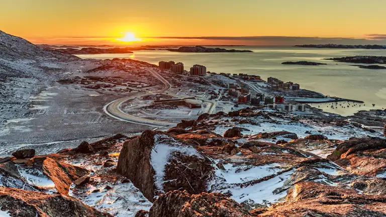 Solnedgang over Nuuk